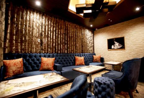 関内フォーシーズン店内１