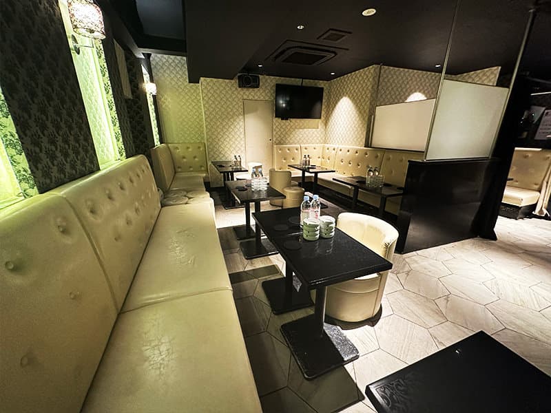 LIBERTY（リバティー）朝5